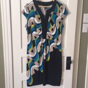 Geometrical pattern jersey dress